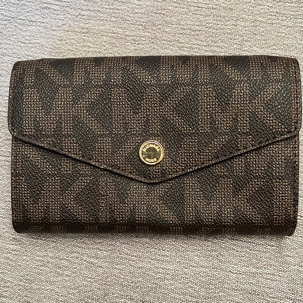 Michael Kors women’s wallet